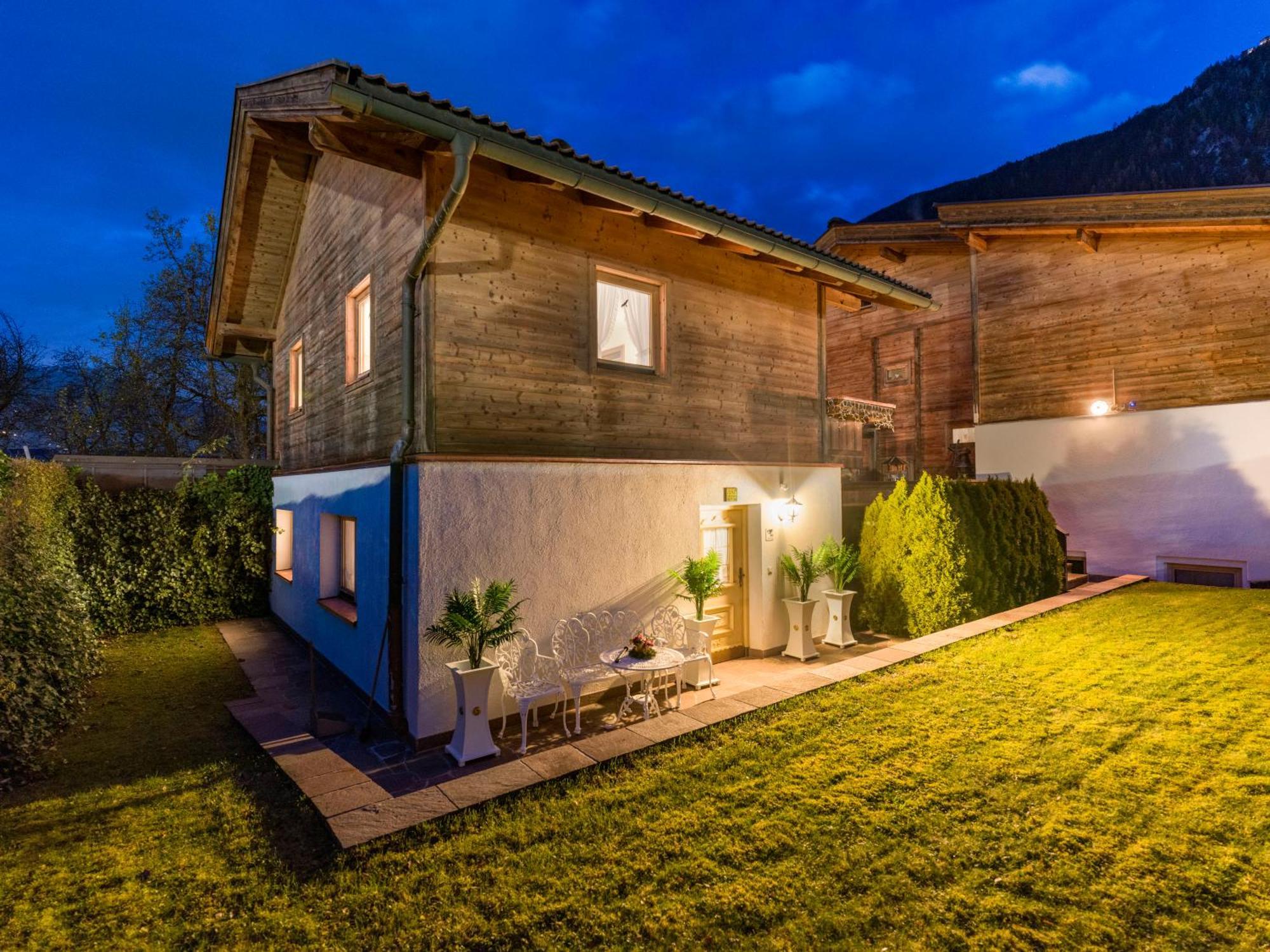 Chalet - Appartements Julitta Майрхофен Экстерьер фото