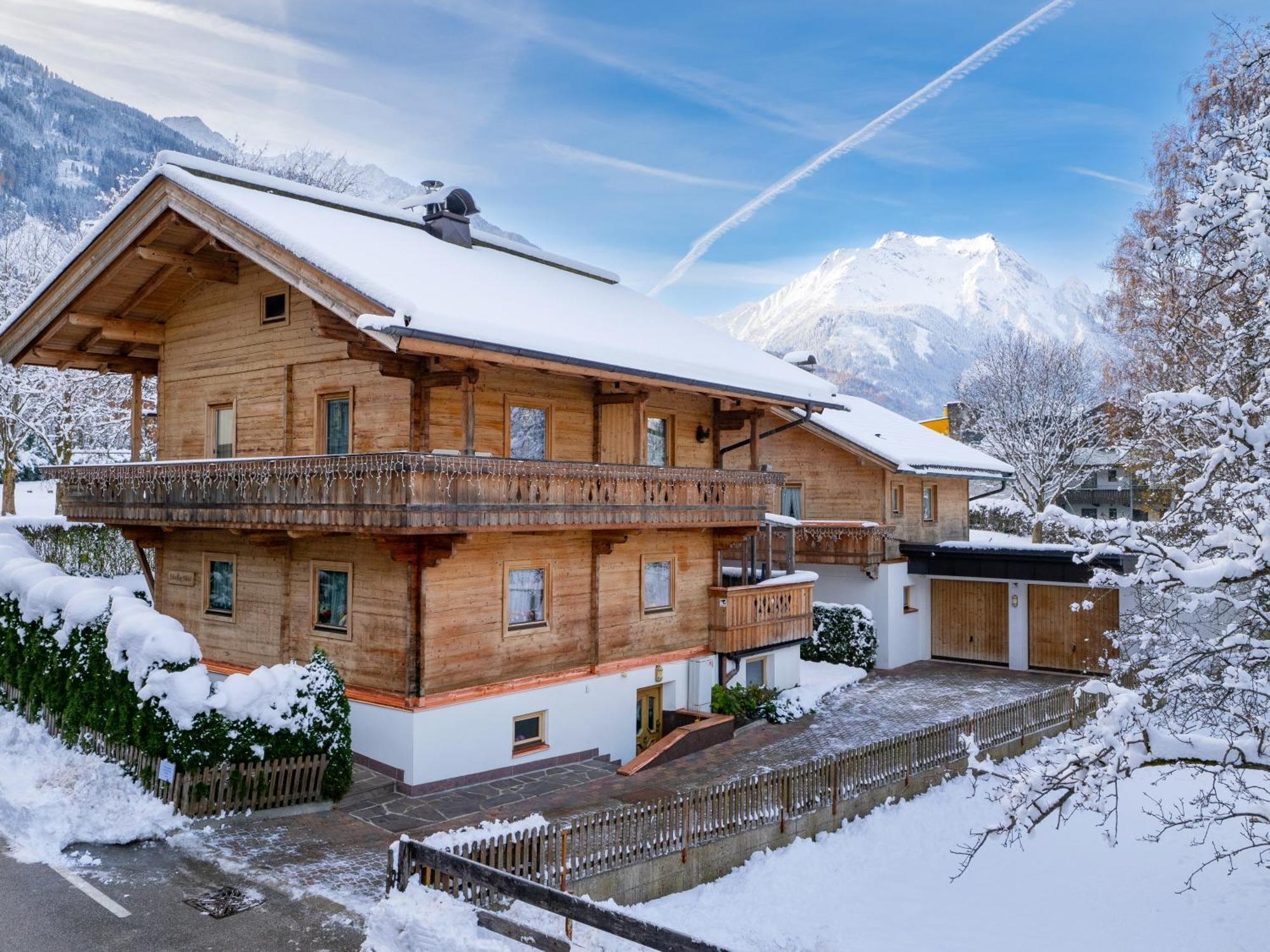Chalet - Appartements Julitta Майрхофен Экстерьер фото