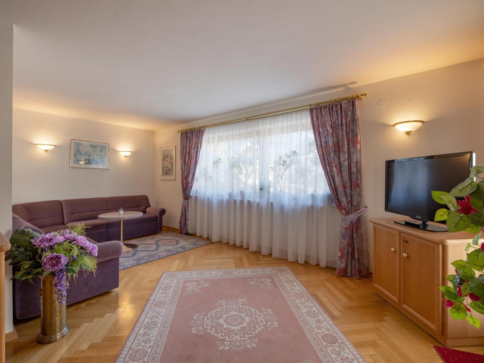 Chalet - Appartements Julitta Майрхофен Экстерьер фото